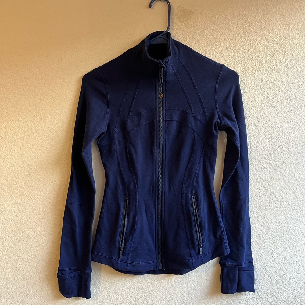 Navy blue Lulu lemon jacket zip up